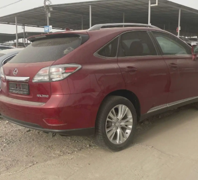 Задние не тонированные стекла на Lexus RX2010-2015